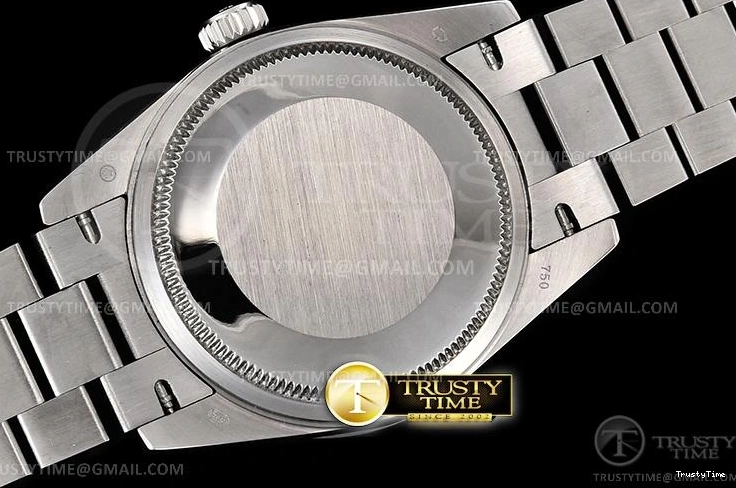 0914 RMDJ0253E – DJ Midsize 31mm Sophisticated 825